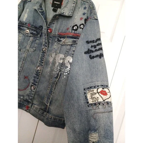 Desigual Women's Chaq Yes Embroidered Jean Jacket Blue Size M 100% cotton - Picture 11 of 16